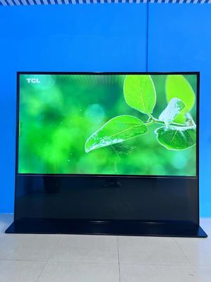 450cd/m2 밝기의 86인치 4K 해상도 LCD 광고 디스플레이 (상업용 디지털 사이니지용)